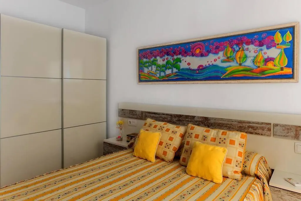 Casa Martin, A Home Away From Home Rota 0*,  Spain